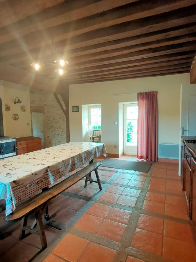 Gite De La Maison Fort Vereaux ภายนอก รูปภาพ
